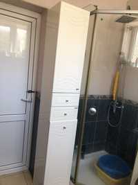 шкаф мини для уборной душовой