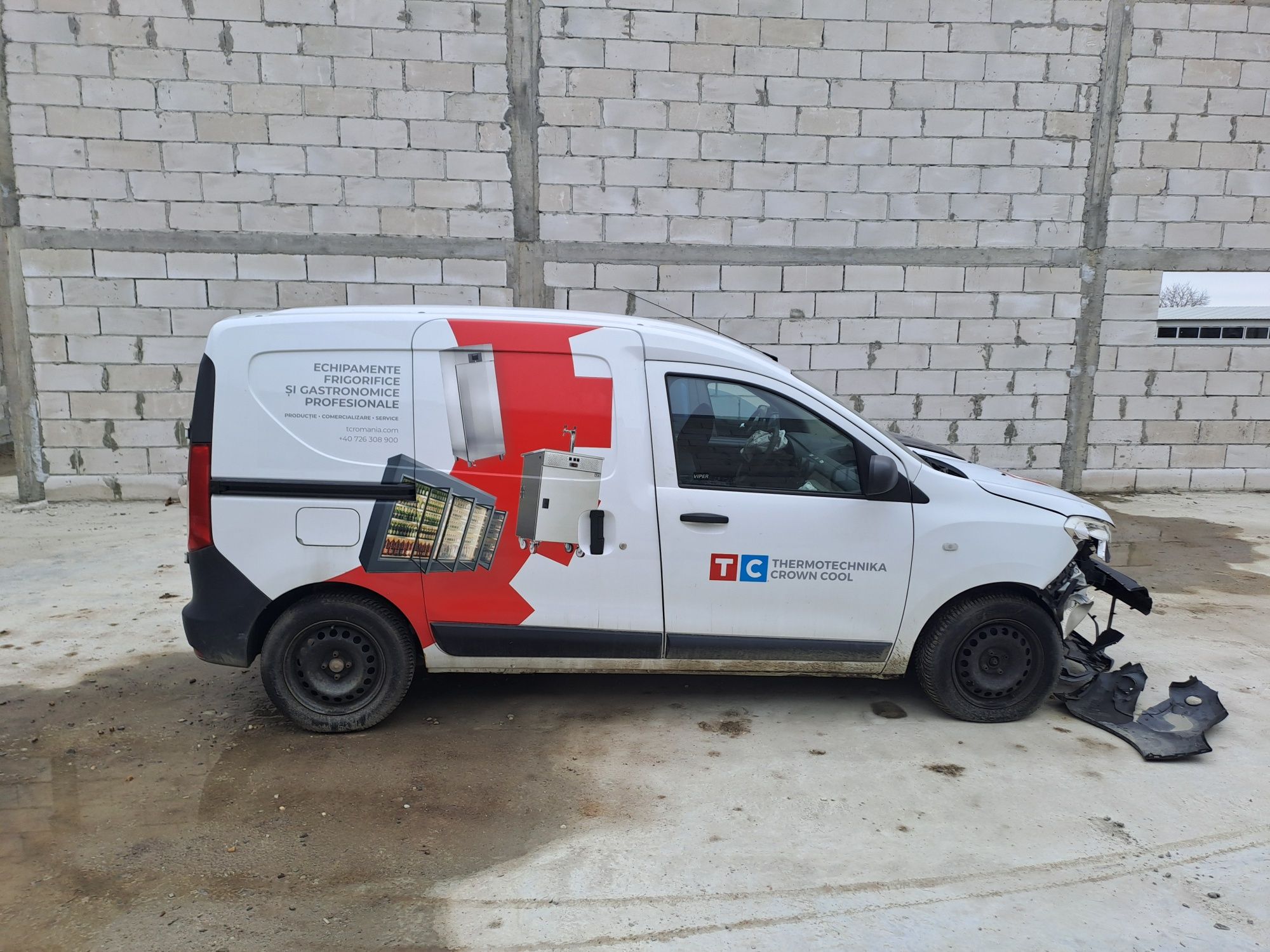 Dezmembrez Dacia Dokker  cod motor K9K-c6