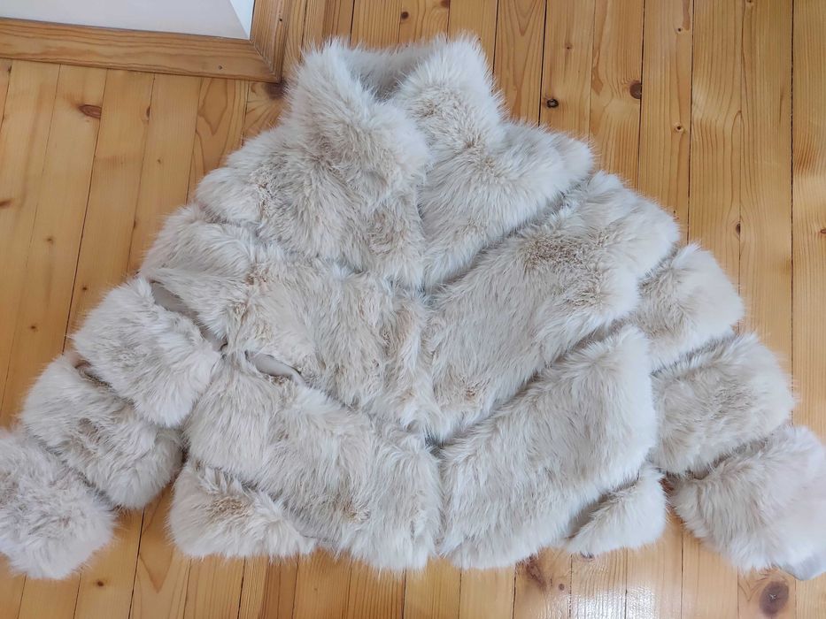 Дамско палто с косъм