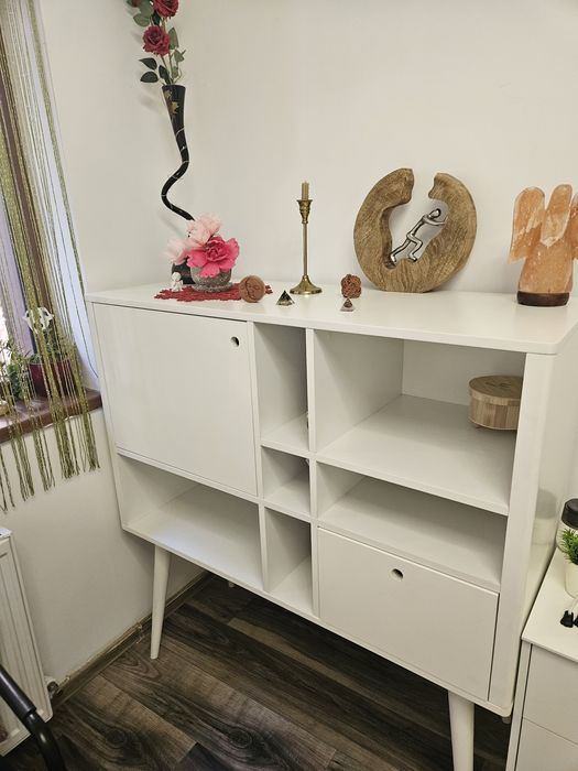 Vând Comoda/Cabinet/Bibliotecă/Dulap alb MDF