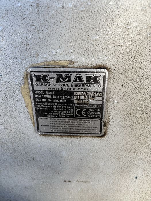 Presa dejantat anvelope camioane