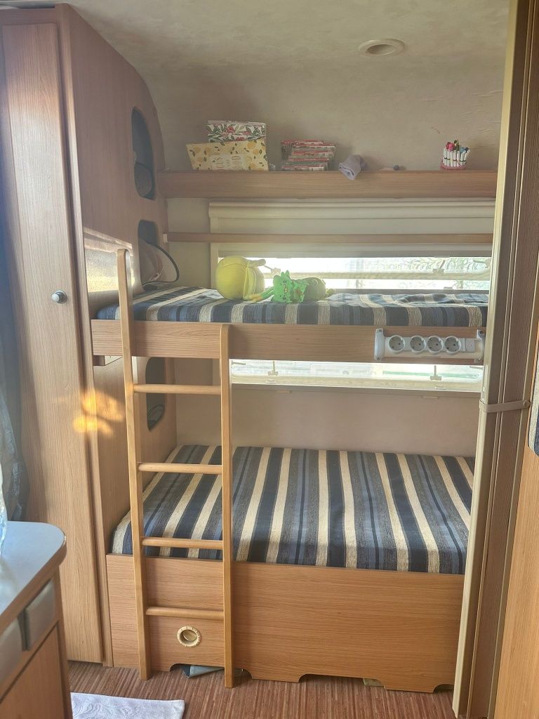 Rulota Adria Altea 542PK - 6 locuri dormit