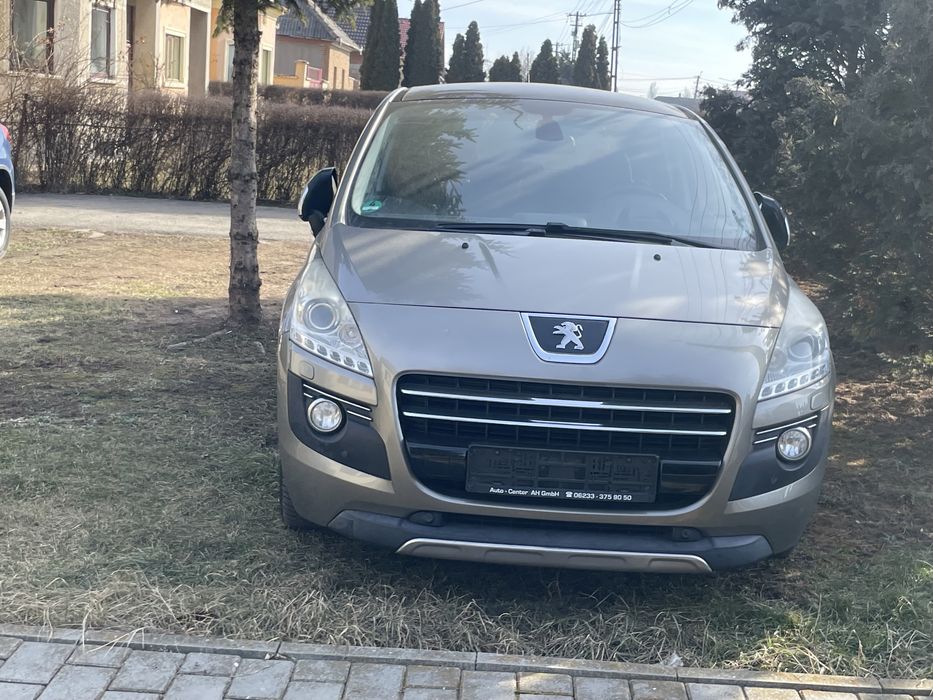 Vand Peugeot 3008 Hibrid Diesel+Electric Automatic 4x4