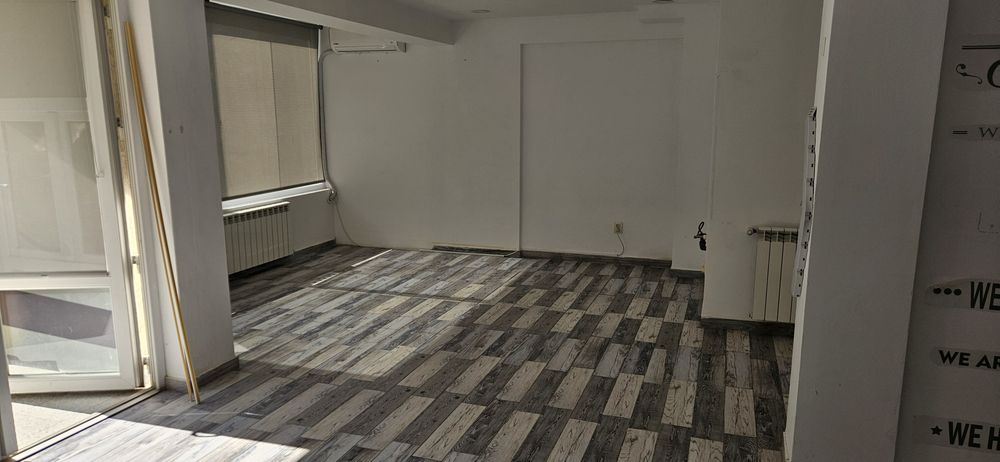 Inchiriez spatiu comercial