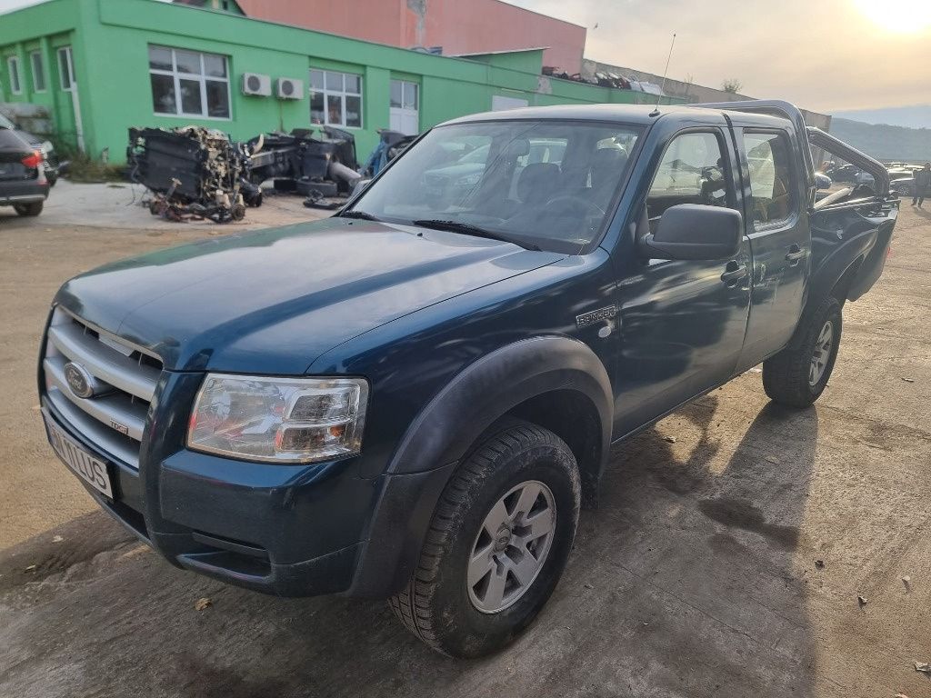 Dezmembrez Ford Ranger motor 2.5tdci 143cp cod WLAA dezmembrari cutie de viteze manuala 4x4