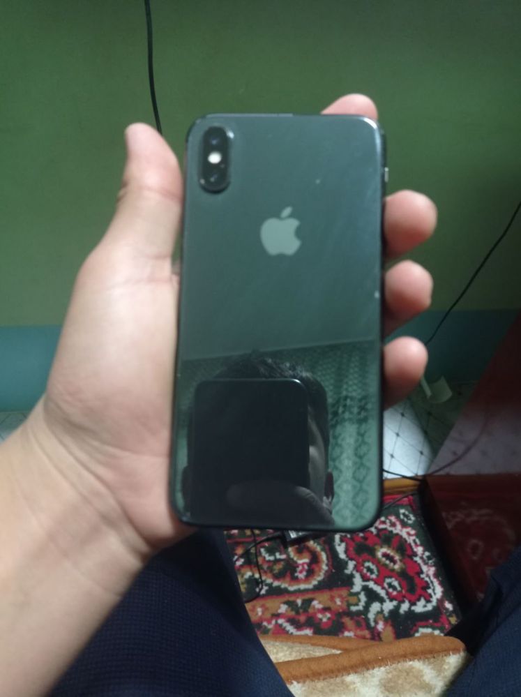 Iphone x srochne sotiladi kelishamiz