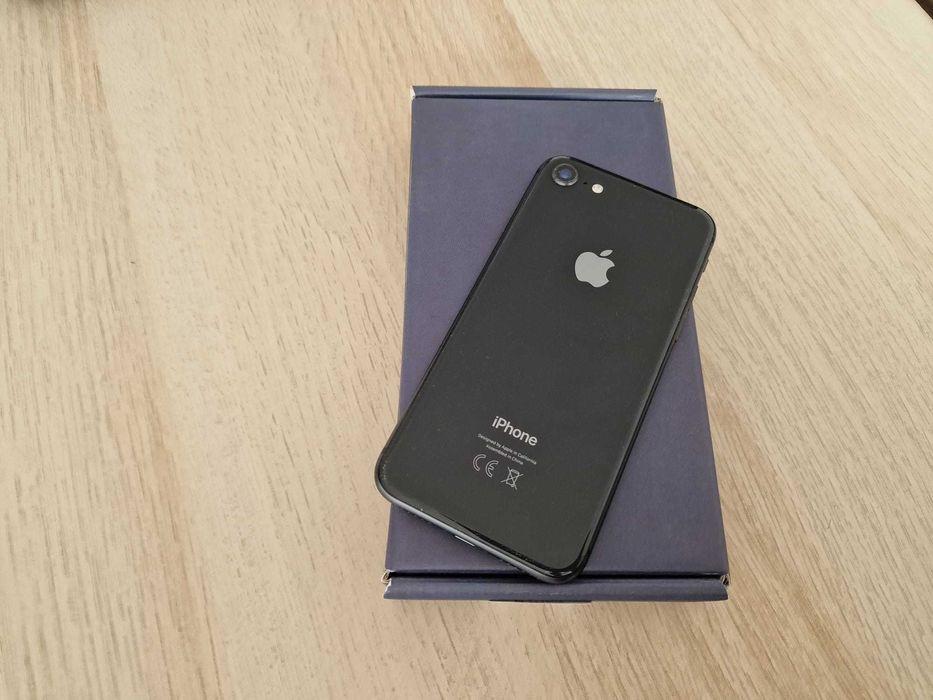 Iphone 8 black 64gb