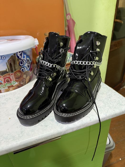 Женские сапоги большемерка