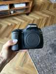 Фотоапарат Canon 80D - безупречен!
