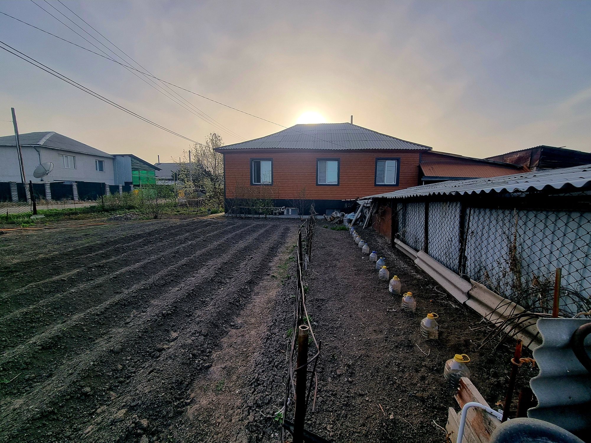 Продам дом из красного кирпича