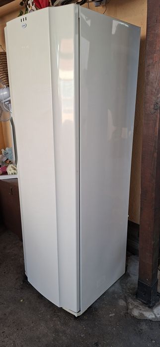Vând congelator Gorenje
