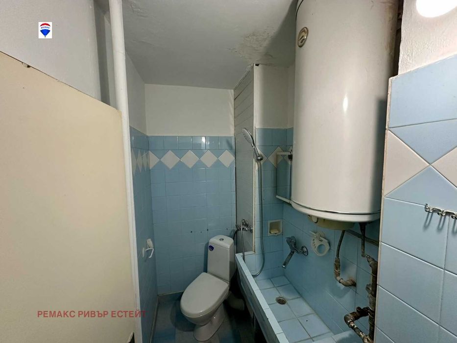 Дава се под наем Двустаен апартамент в Русе, Здравец Изток - 64 кв.м за 229.5 € - Снимка #11