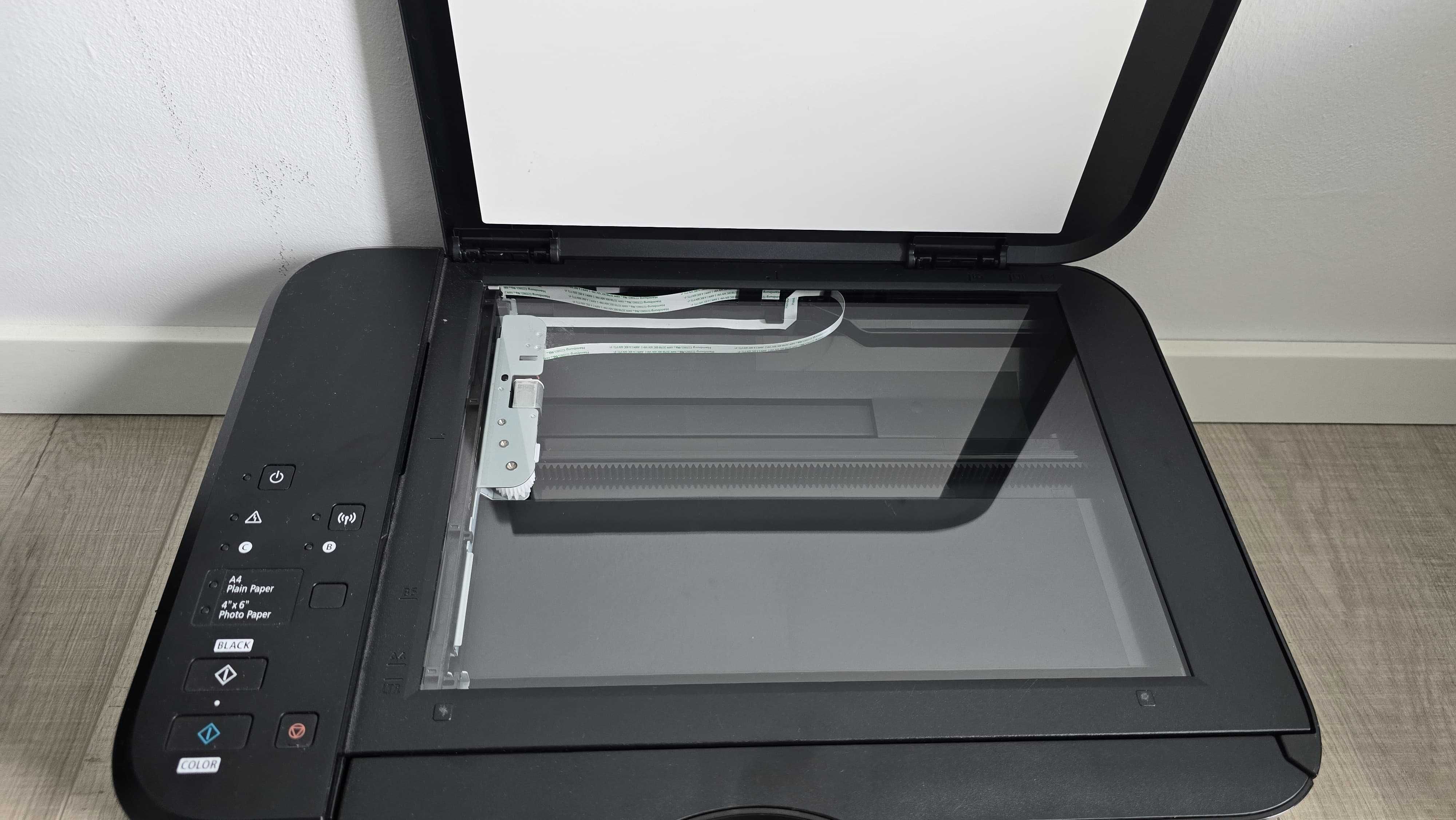 Imprimanta multifunctional inkjet color Canon Pixma MG3650S