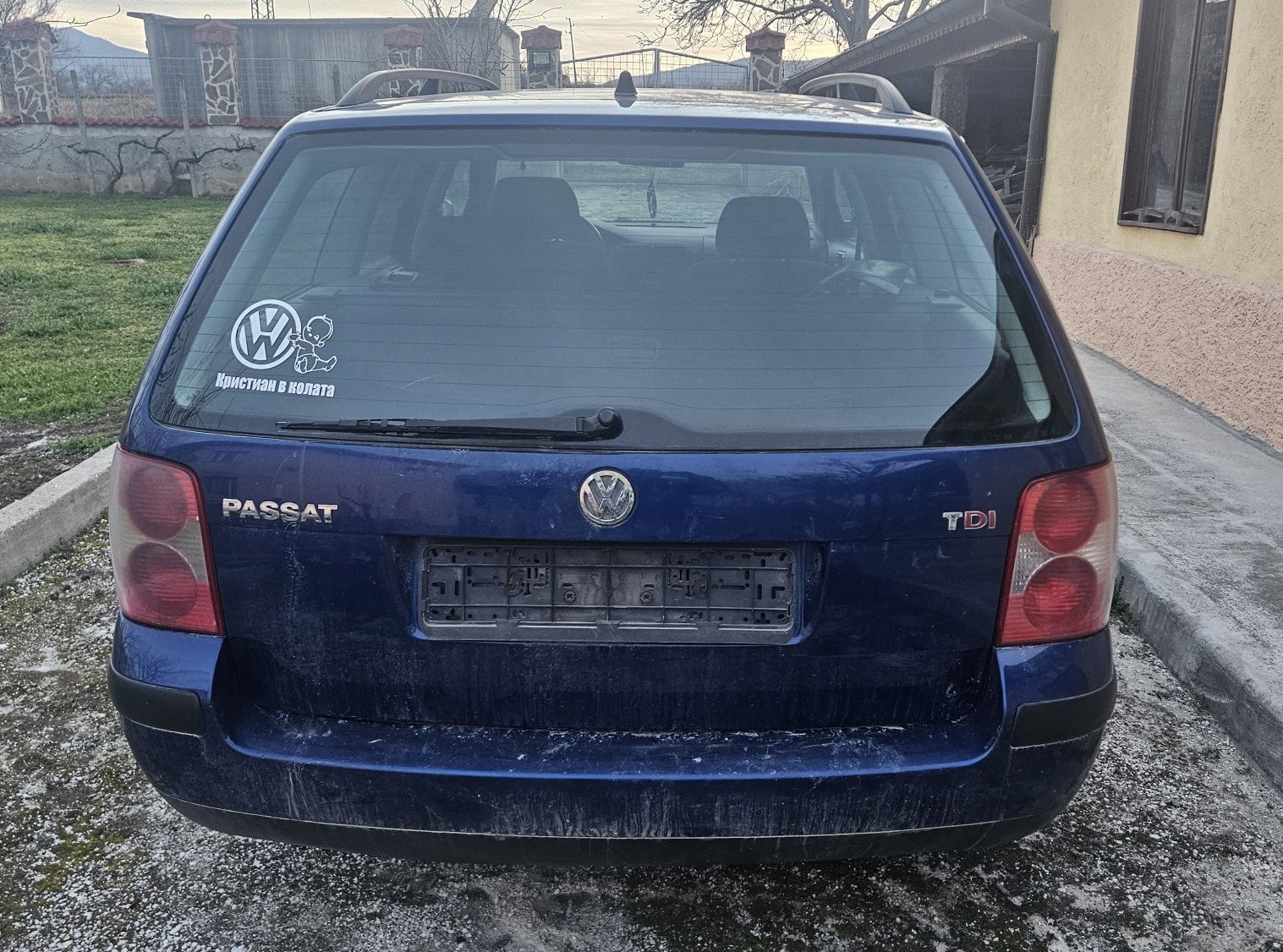 VW PASSAT ...1.9 TDI На части