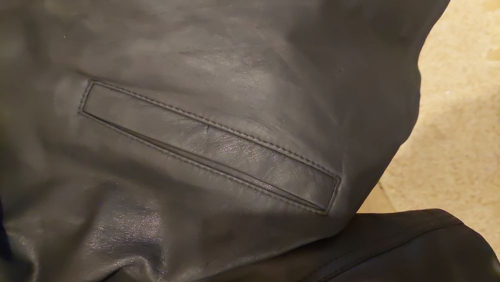 Scurtă din piele naturala