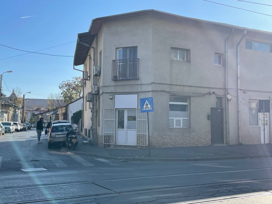 De inchiriat spațiu comercial luminos