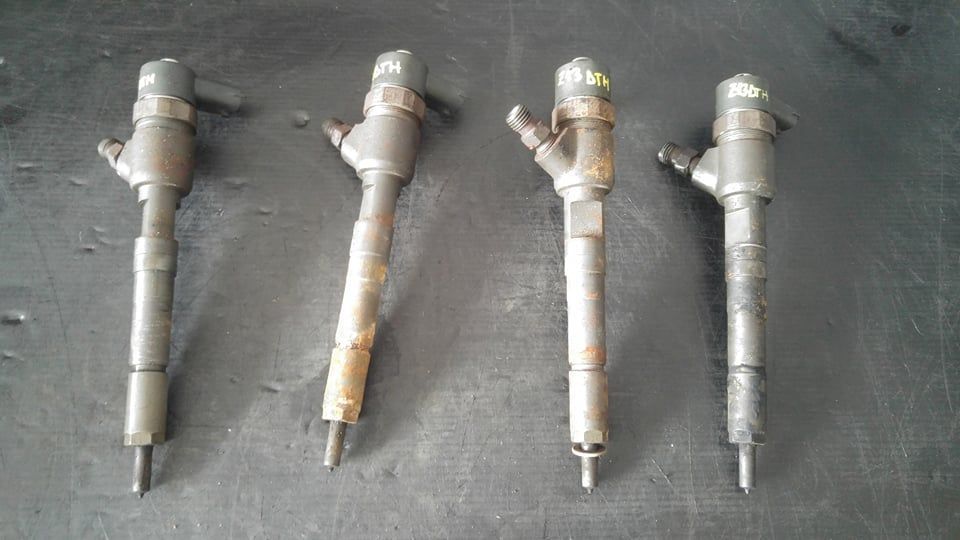 Injector 1.3 d 0445110183 fiat doblo fiorino idea panda punto 500 qubo strada lancia musa ypsilon