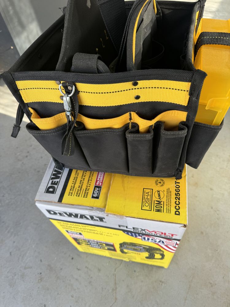 Geanta de mana pentru scule dewalt