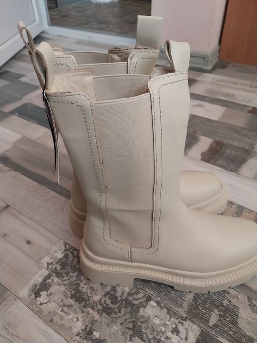 Нови боти Gino Rossi от  естествена кожа