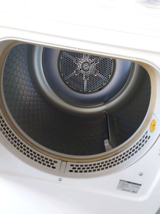 Сушилня Miele T8302
Пчелна пита
Въздуховодна/ За тераса
Цена:350 лв
Де