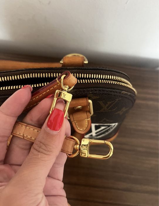 Louis Vuitton- дамска чанта