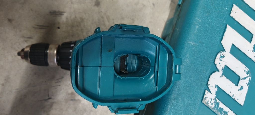 Винтоверт Makita 6347D комплект
