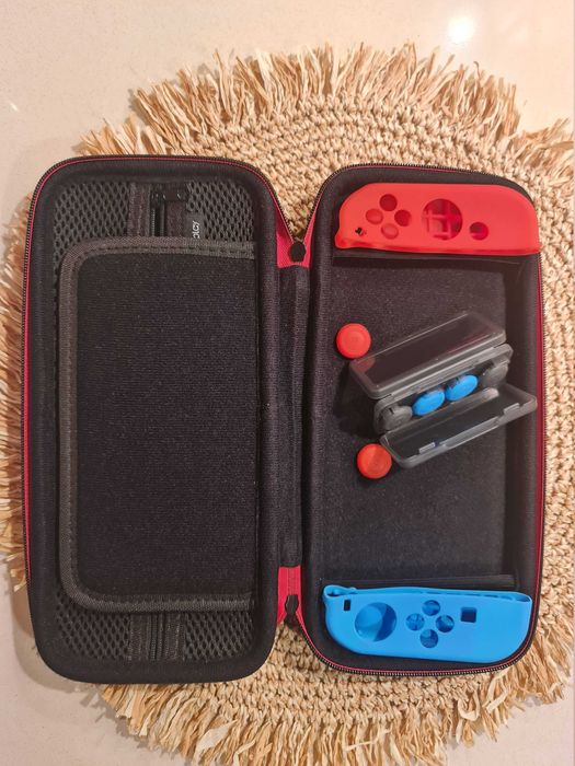 NINTENDO SWITCH OLED 64GB- с гаранция до 27.7.26г.