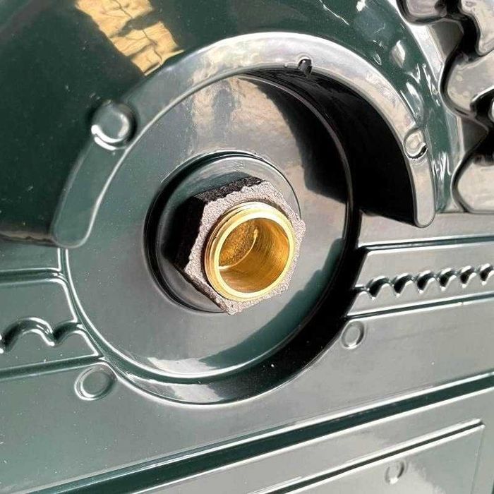 Fantana gradina cu picior, cismea verde, cu robinet alama, H. 83 cm