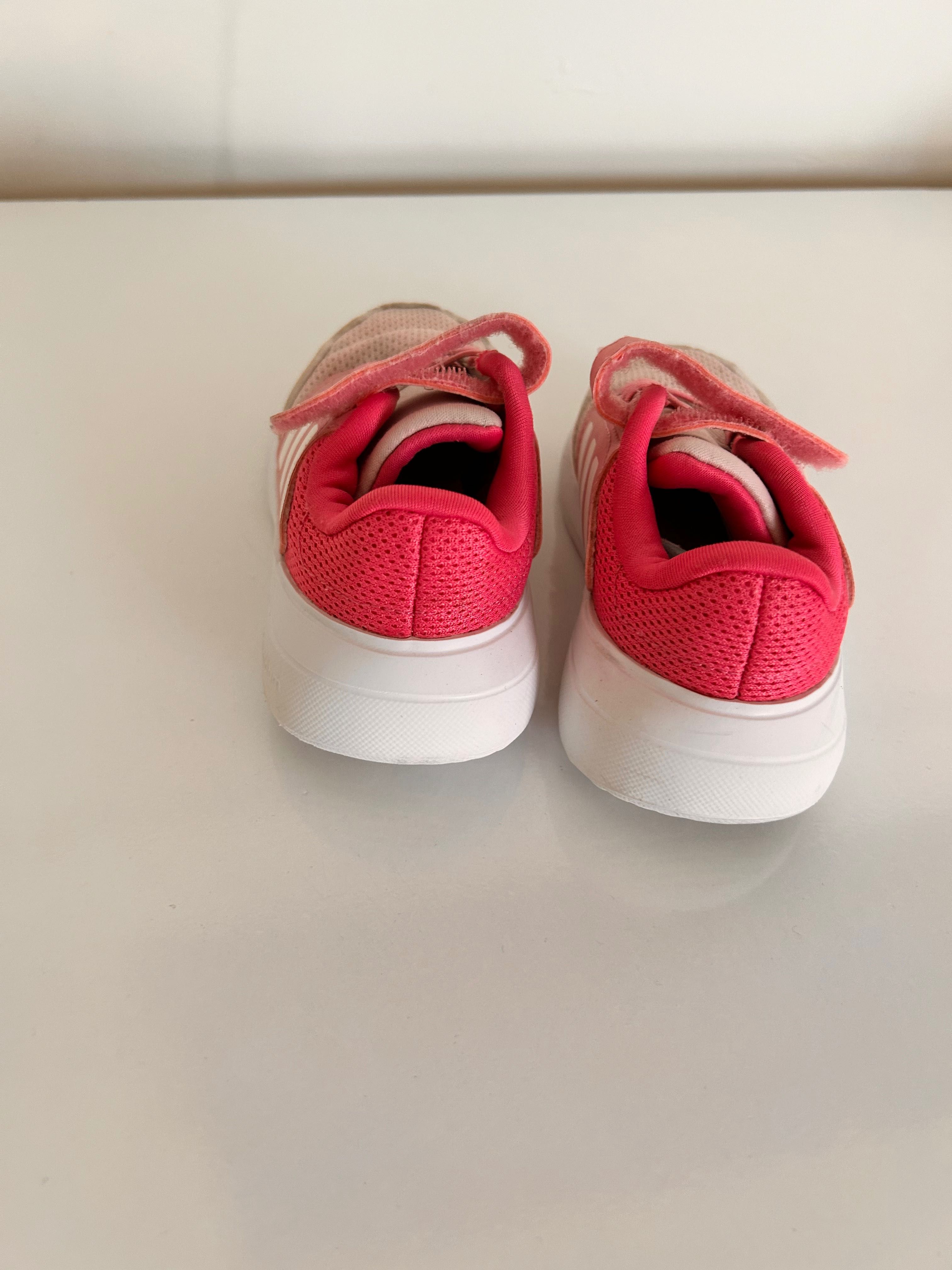 Adidas маратонки