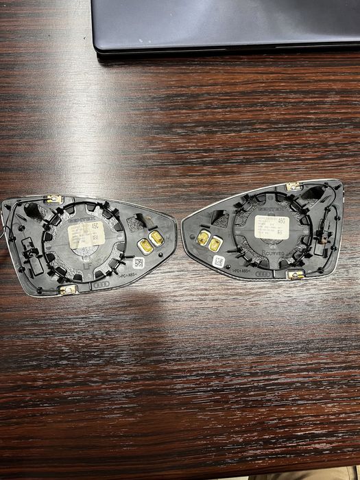 Стъкла за огледала за Audi A6 C8