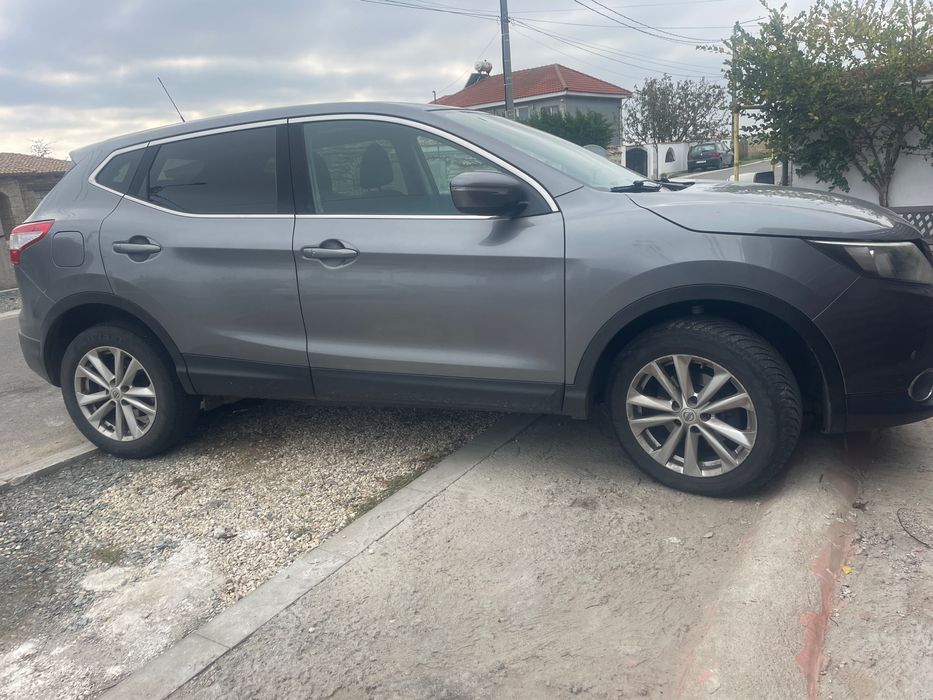 Vând Nissan Qasqhai
