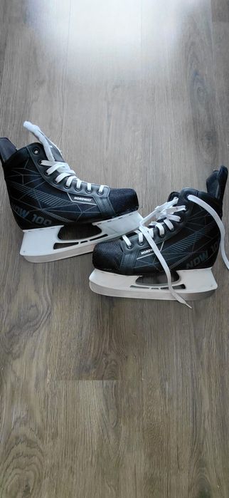 Коньки хоккейные