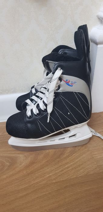 Детские коньки 33 размер