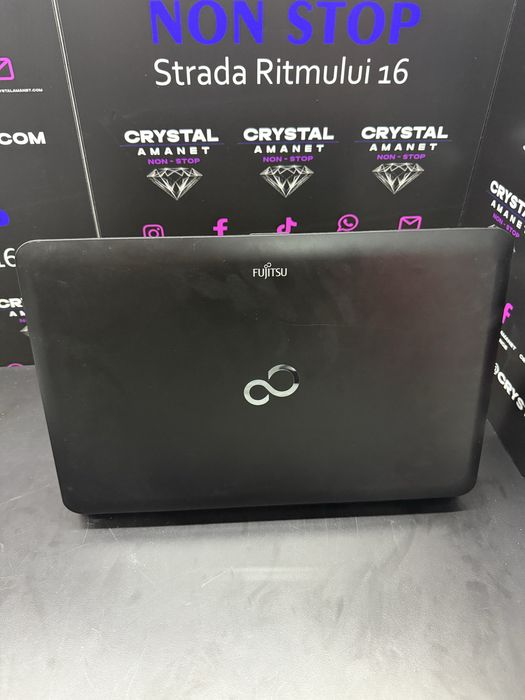 Fujitsu ah512 i5-3230M / 8 GB RAM