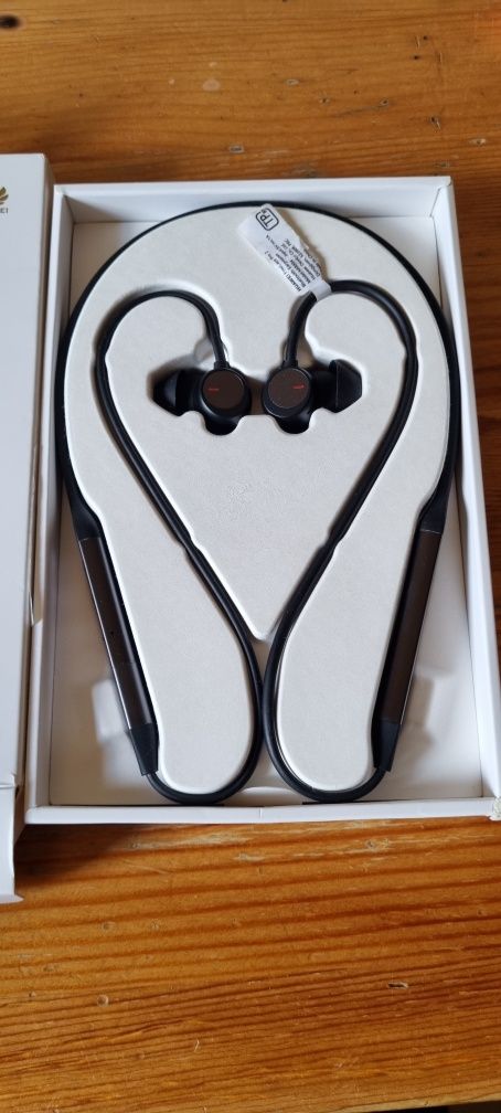Casti Wireless Huawei FreeLace Pro 2 . Unic pe OLX .