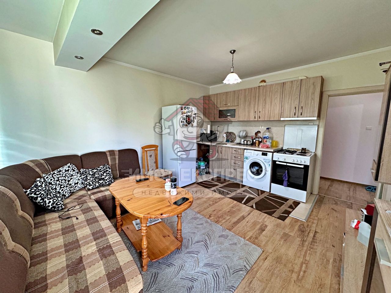 Дава се под наем Двустаен апартамент в Асеновград - 50 кв.м за 229.5 € - Снимка #4