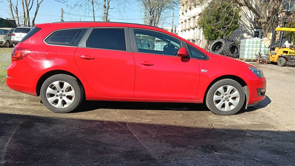 Opel Astra J Sports Tourer – 1.6 CDTI 110CP – Euro 6 *URGENT*