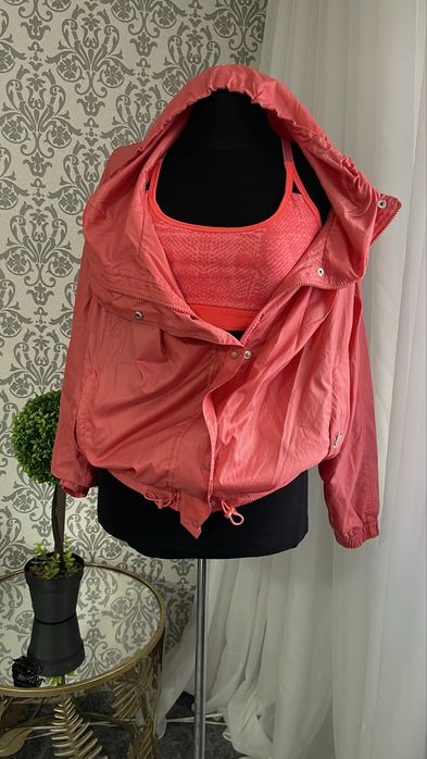 Geaca de fas Adidas + bustiera cadou