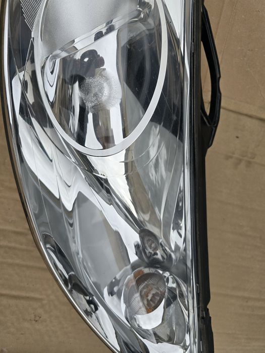 Фар ляв десен за Peugeot 407 / Пежо 407