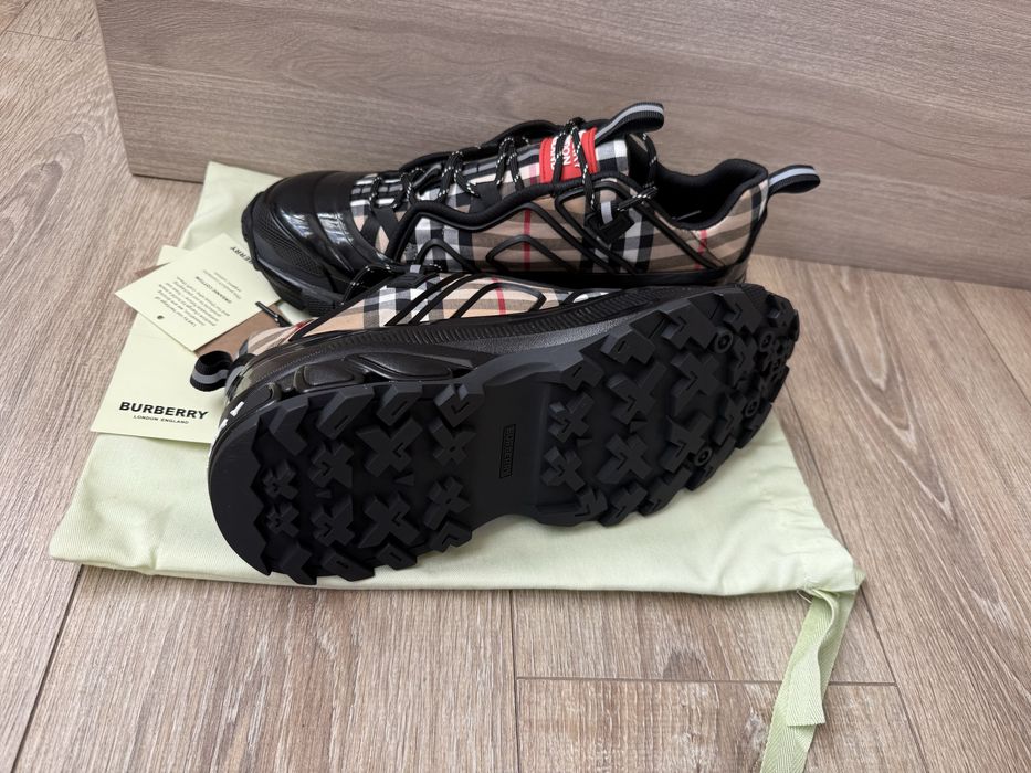 Мъжки обувки Burberry