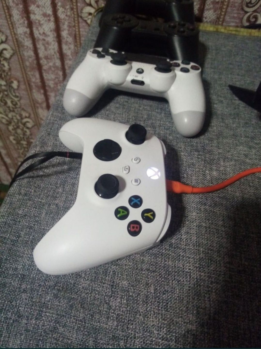 Продаю Xbox series S, дёшево