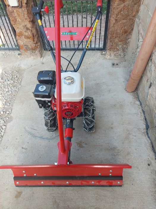 Utilaj cu lamă de zăpadă nou an 2023 motor honda gx 160