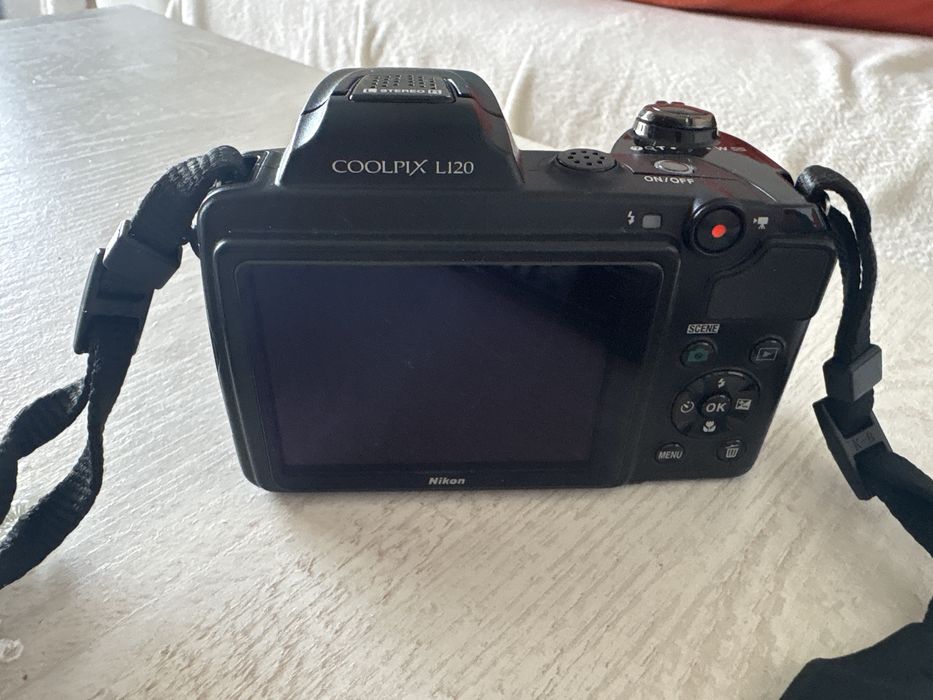 Nikon coolpix L120