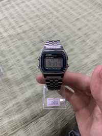 Оригигальные часы CASIO