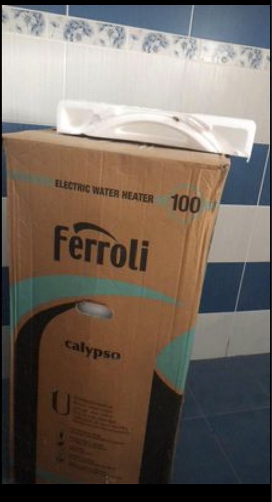 Vand termosemineu nou + boiler ferroli 100 l