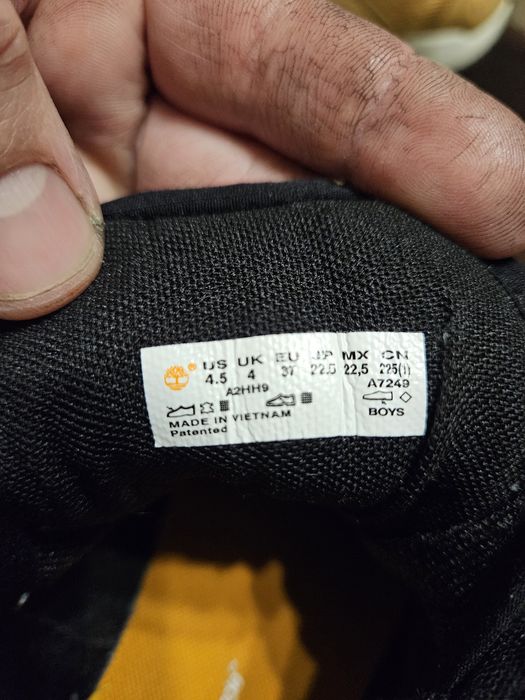 Детски обувки. Timberland - 37 номер. Okaidi - 37 номер.