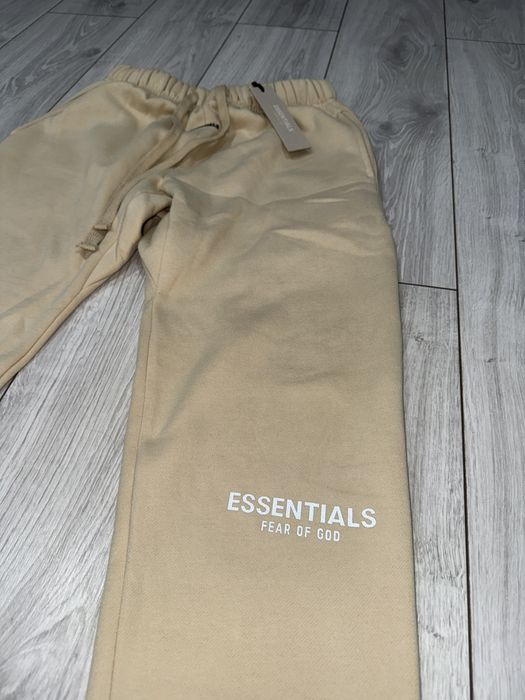 Pataloni de trening Essentials fear of God