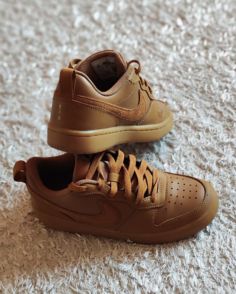 Оригинални маратонки Nike Lu3
