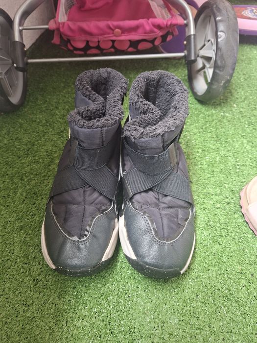 Боти Nike за момче