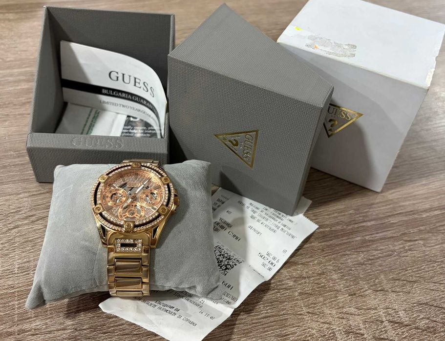 Дамски часовник Guess GW0464L3